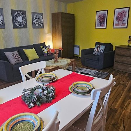 Ramada 2 Ski Apartment Bansko Exterior foto